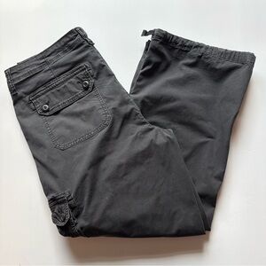 American Eagle Women's Black Cargo Pants